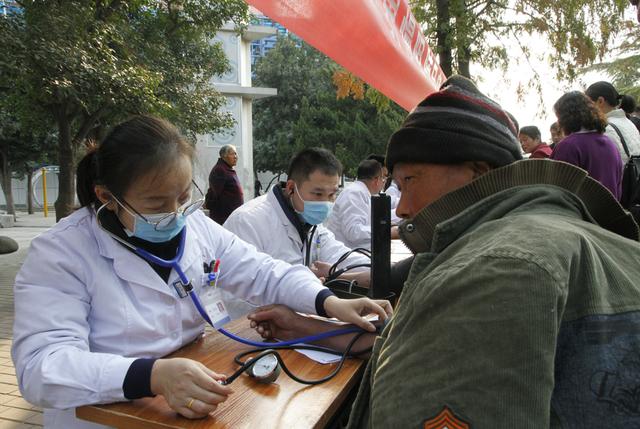 世界慢阻肺日：關(guān)注慢阻肺，認(rèn)識慢阻肺的多面性